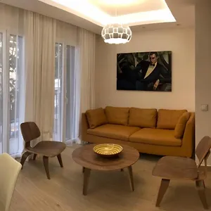 https://nuevo-apartamento-moderno-elisa-a-80-metros-de-la-playa.catalonia-hotels.com