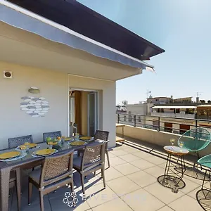 https://luxury-beach-five-stars-holiday-house.fr-provencehotel.com