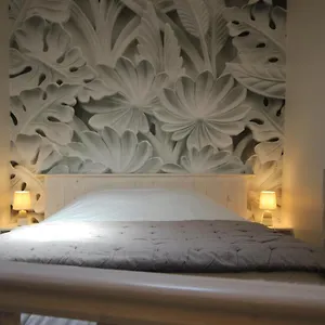 https://la-cour-maison-de-village.fr-provencehotel.com
